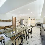 Del Cavaliere Grillo Villa