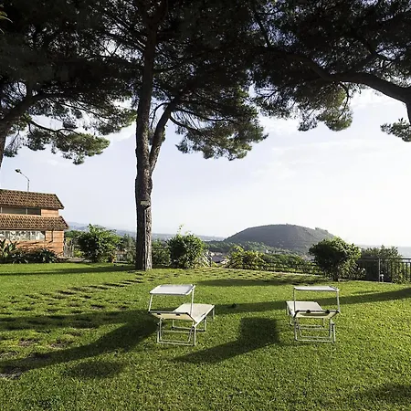 Del Cavaliere Grillo Vila